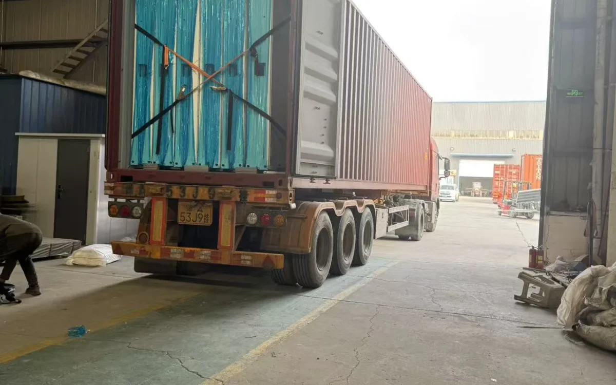 Container Loading 01