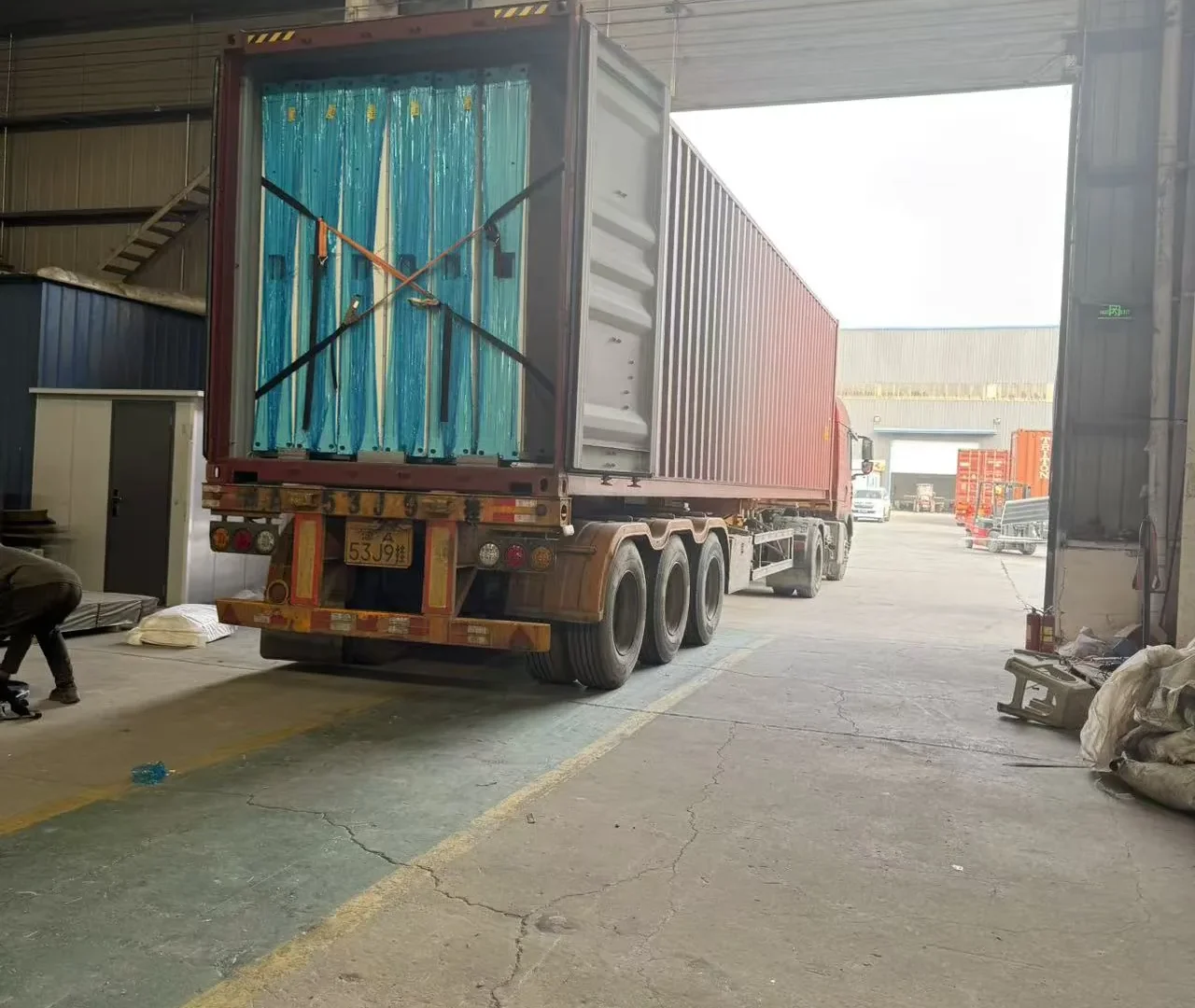 Container Loading 01