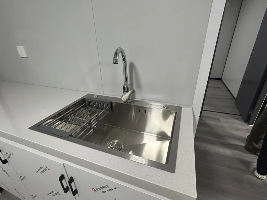 Detail Kitchen Sink