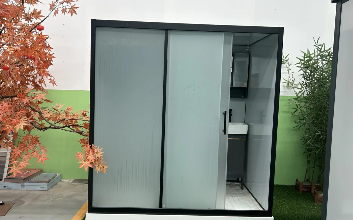 Exterior 01