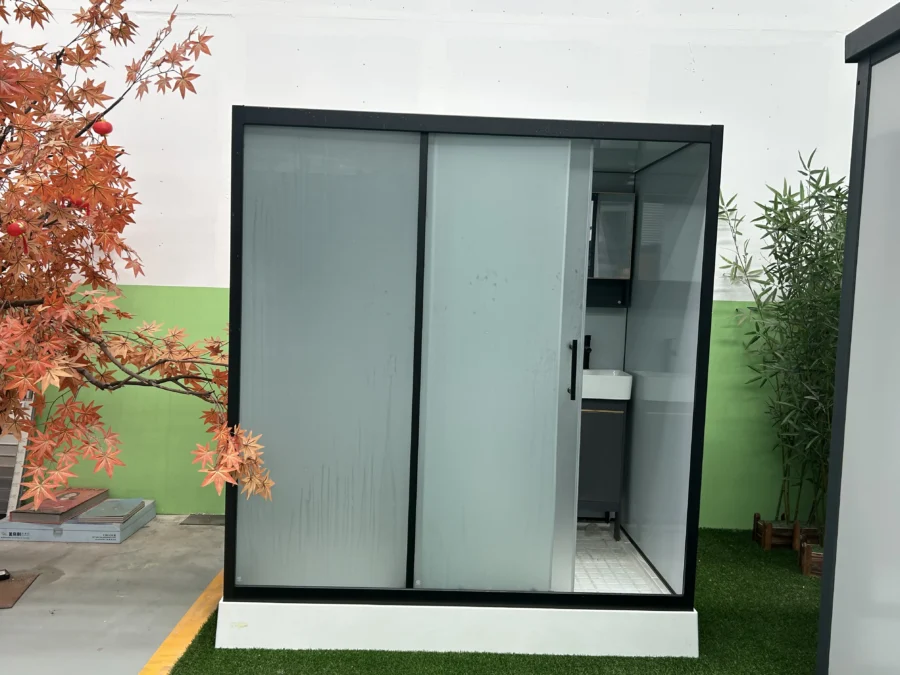 Exterior 01
