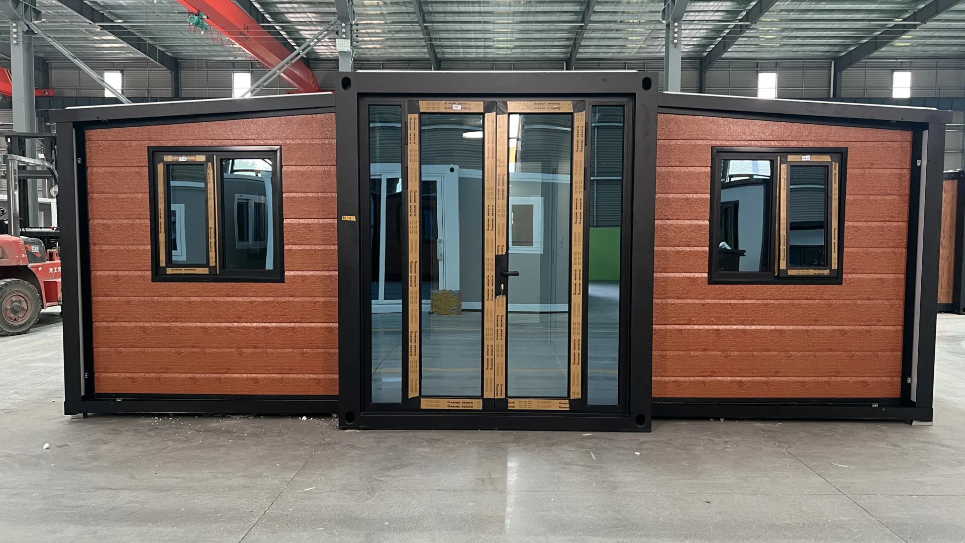 Exterior Brown Panel 01