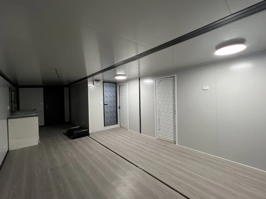 Interior 05