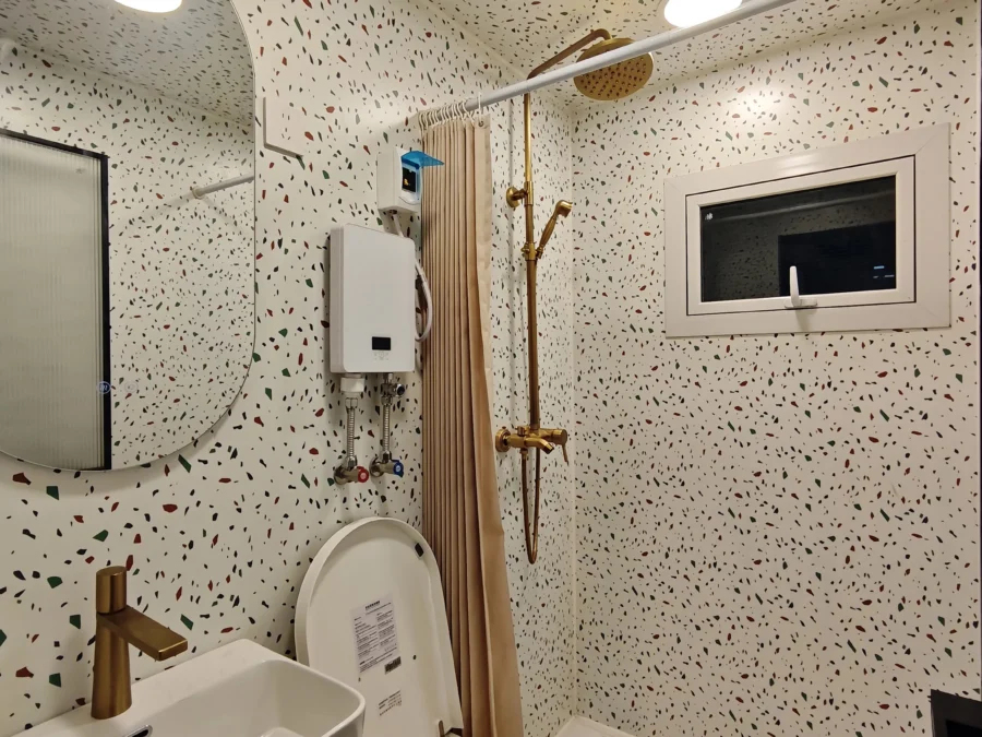 Interior Bathroom