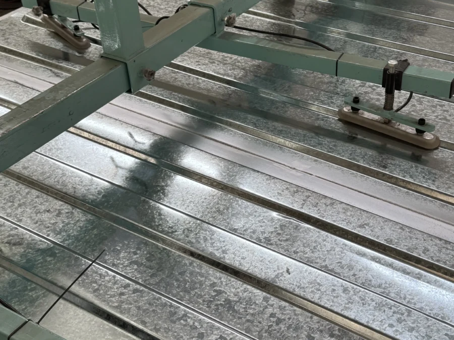 Material Roof 03