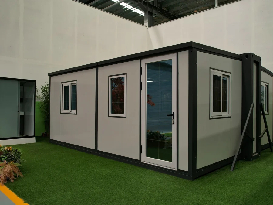 F720 compact expandable container house, fully expanded, front view