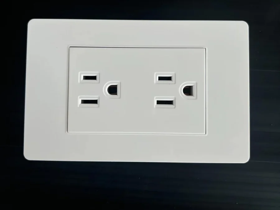 US Type B (NEMA 5-15) duplex outlet configuration available in SunModu container homes