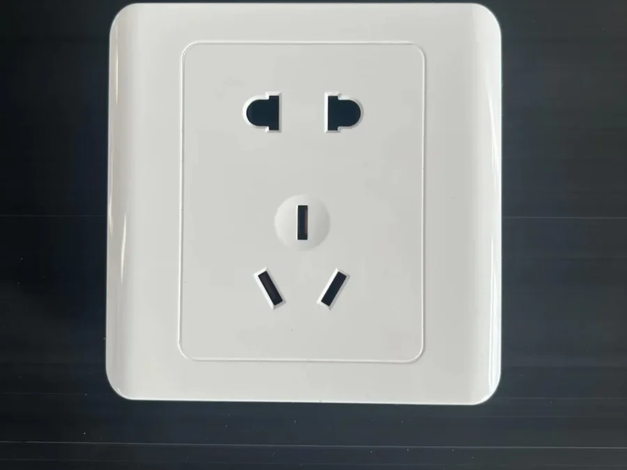 Chinese national standard socket configuration available in SunModu container homes