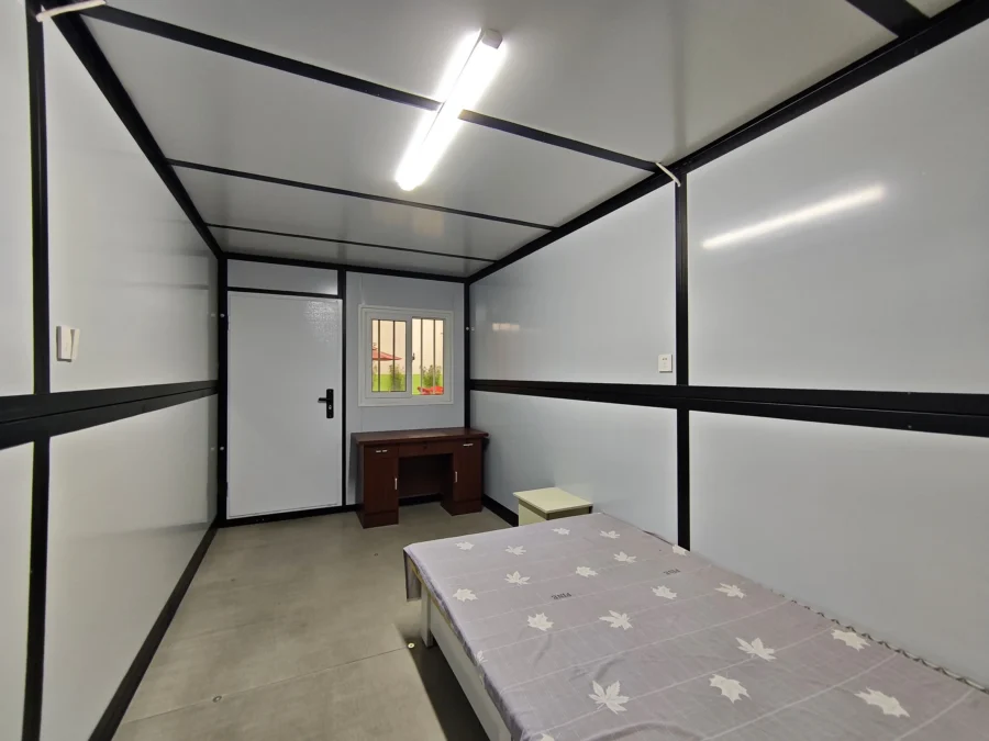 Waist-fold container house interior bedroom